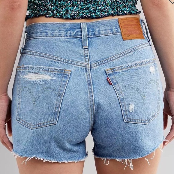 LEVI’S 501 High Rise Short - Picture 2 of 4